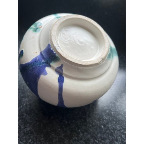 Vtg 1980's Round Bulbous Ceramic Vase One Single Hole Abstract Design Studio Art - Picture 8 of 8
